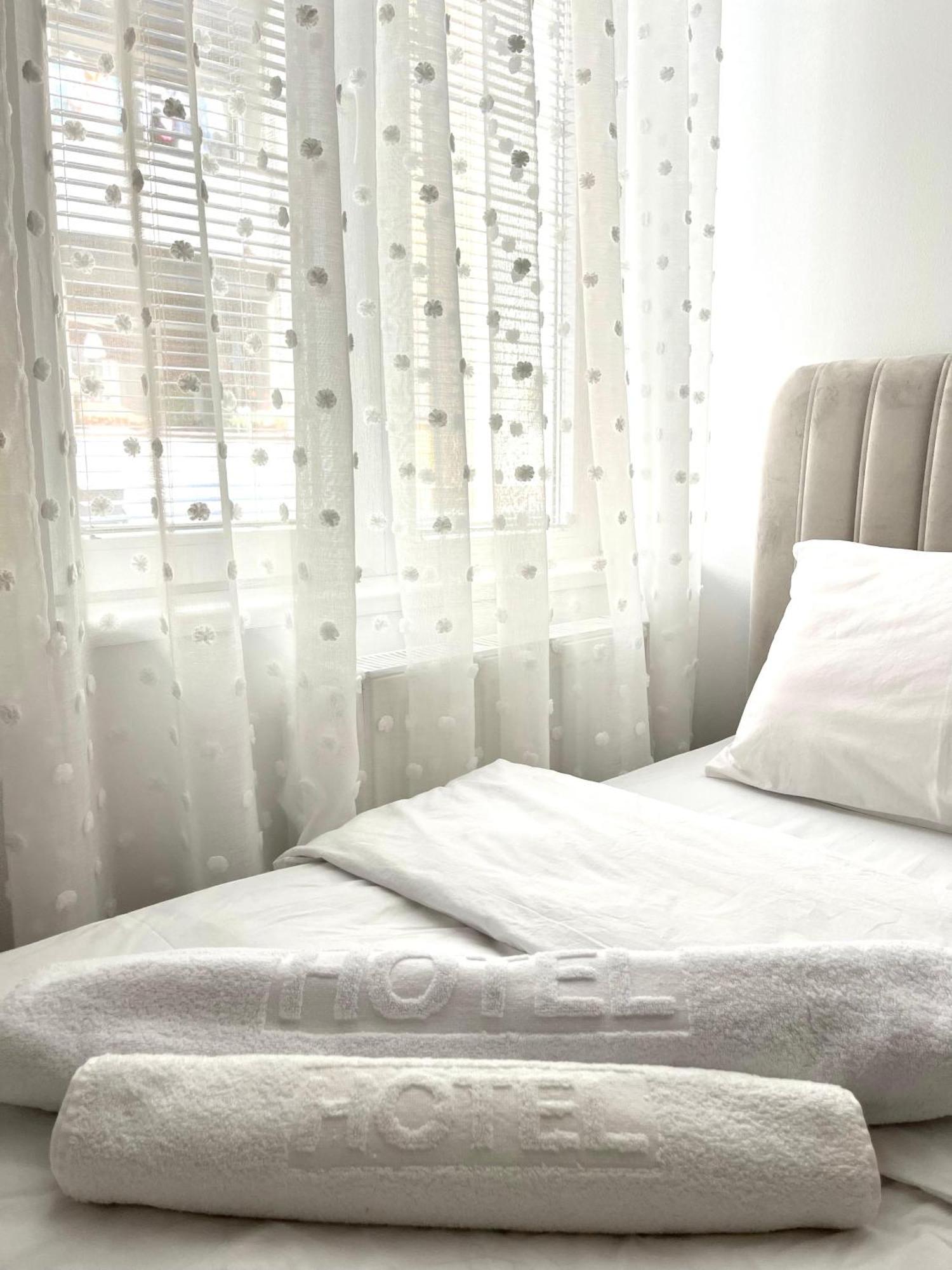 Lumo Apartment Ni Екстериор снимка