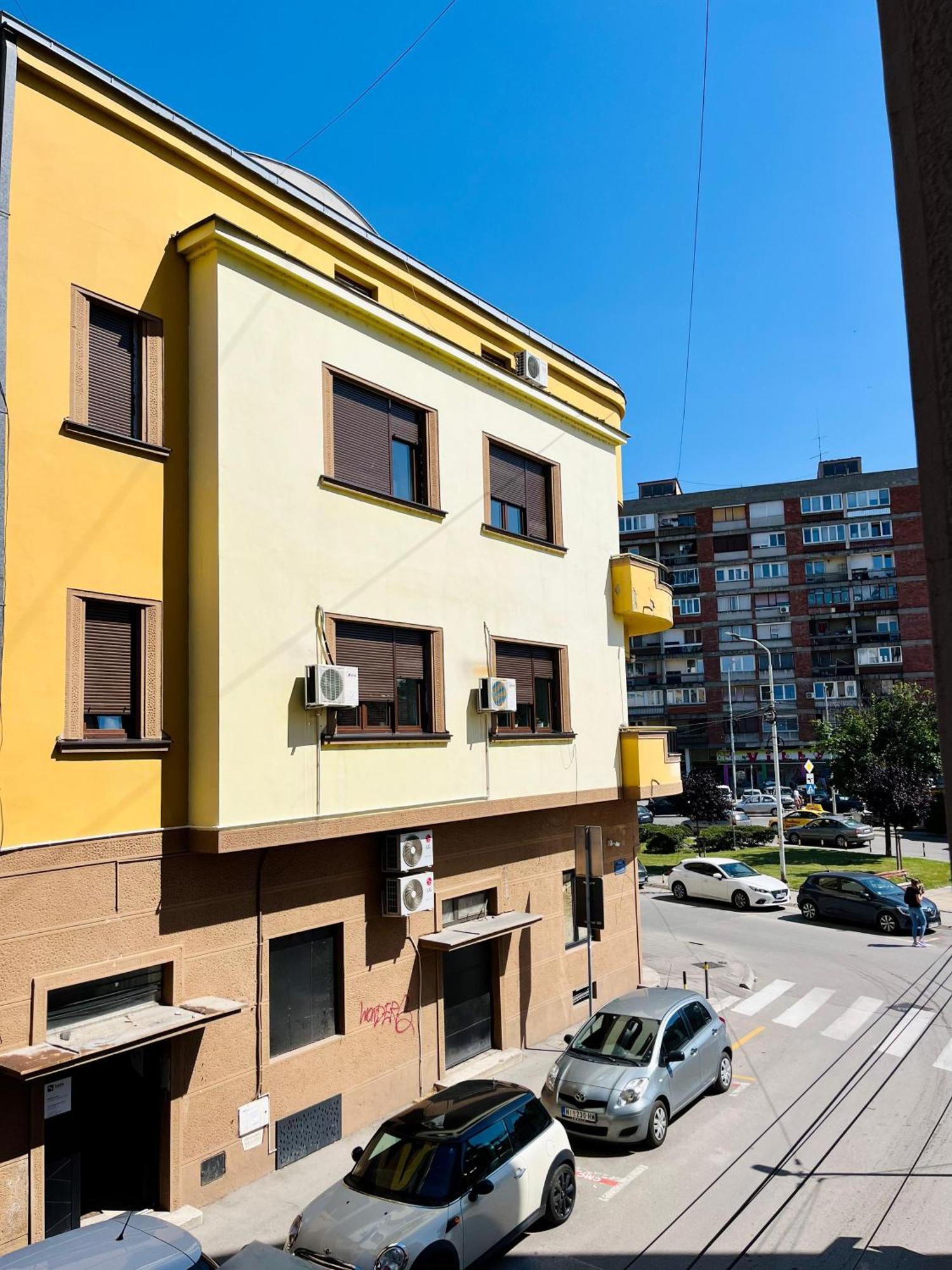 Lumo Apartment Ni Екстериор снимка