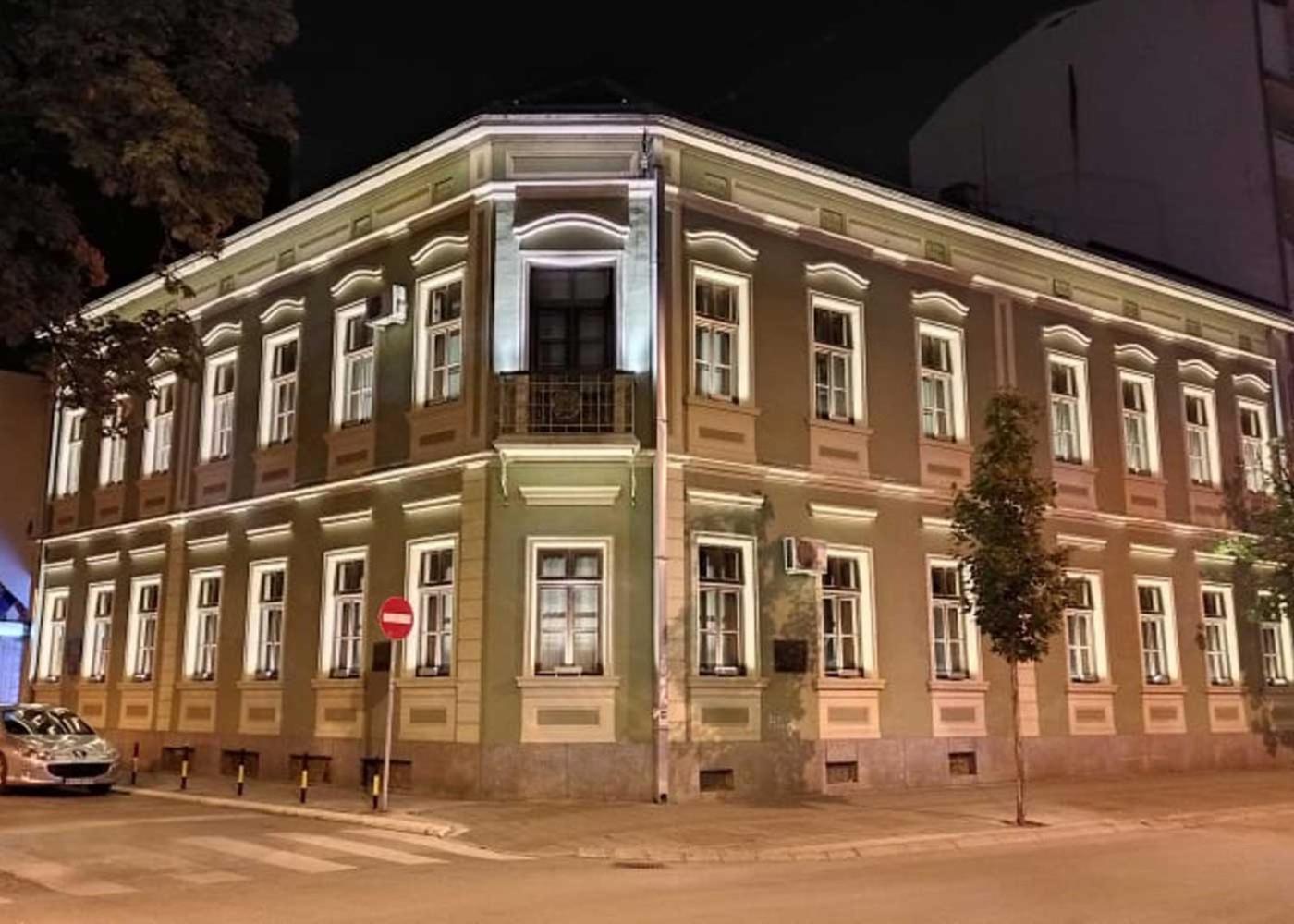 Lumo Apartment Ni Екстериор снимка
